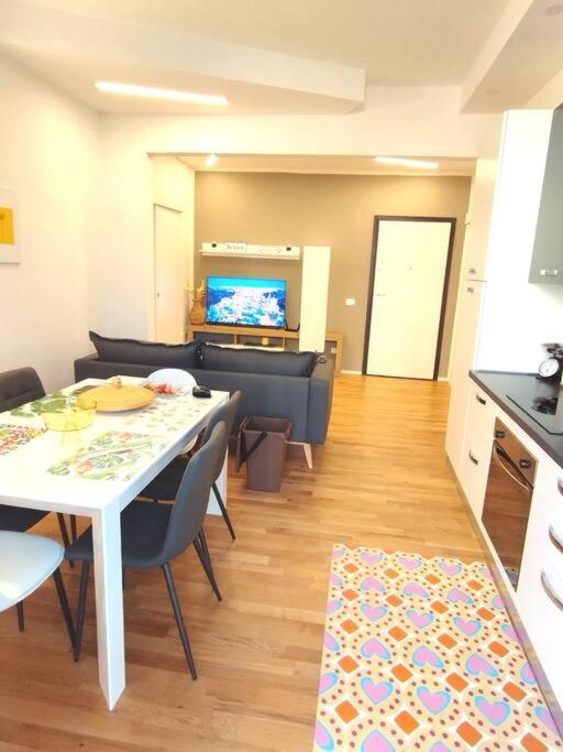 A Ca' Du Barba Ale Apartment La Spezia Ngoại thất bức ảnh